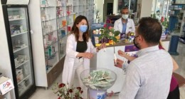 TARSUS CHP 14 MAYIS Dünya Eczacılık Günü Dolayısıyla Hafta Sonu Eczane Ziyaretlerinde Bulundu