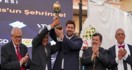 GOLDEN APPLE TARSUS’A VERİLDİ; KADİM ŞEHRİMİZE ULUSLARARASI ONUR