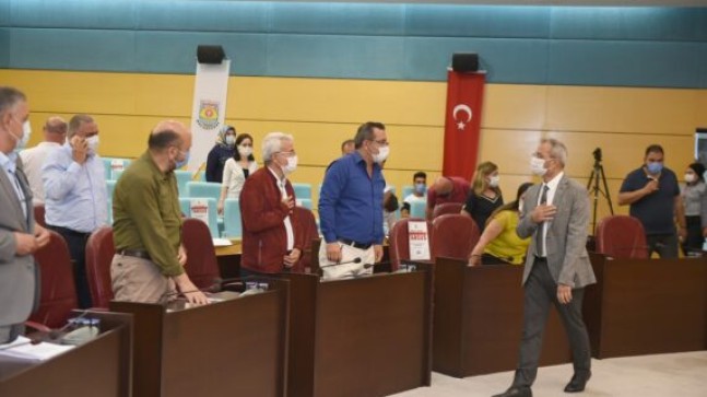 TARSUS BELEDİYE MECLİSİ MAYIS AYI 2. OLAĞAN OTURUMUNDA, 2020 MALİ YILI KESİN HESABI KABUL EDİLDİ