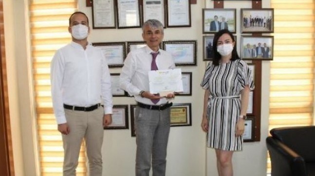 TARSUS Ticaret Borsası YENİLENEBİLİR ENERJİ SERTİFİKASI TEDARİK Belgesi’ni Aldı