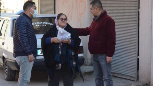 CHP TARSUS İlçe Başkanı Av. Ozan VARAL; “Halkımızın ekmek davasının derdindeyiz!”.