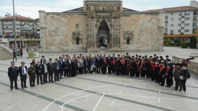 TARSUS Belediyesi, GAZİLERİMİZİ DOĞU ANADOLU Gezisine Götürdü