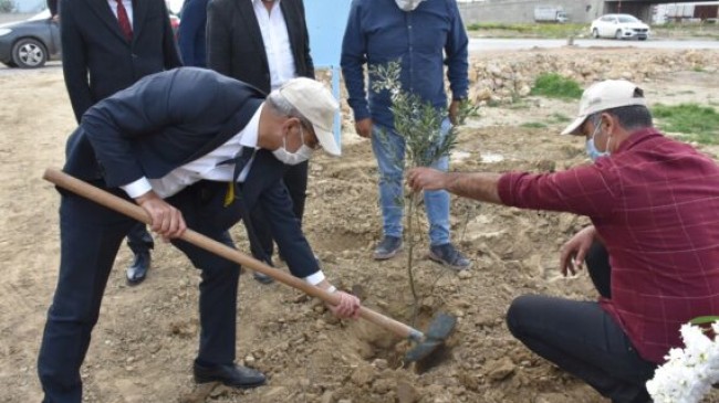 TARSUS Belediyesinin Hayata Geçirdiği Son 51 PROJENİN Hizmetinden Tarsus Halkı Memnun Kaldı TARSUS Belediye Başkanı Dr. Haluk BOZDOĞAN; “HAYATA Geçirdiğimiz HİZMET ve PROJE Sayısı 106’YA Ulaştı” dedi. Hizmet Sıralaması YAZIDA