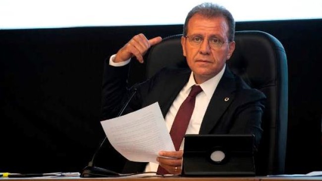 MERSİN Büyükşehir Belediye Başkanı Vahap SEÇER, LİMANIN Genişletilmesini, BALIK ÇİFTLİKLERİNİ ve Birçok Olumsuzlukları Değerlendirdi. 