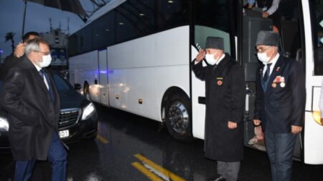 TARSUS Belediye Başkanı Dr. Haluk BOZDOĞAN, TARSUSLU GAZİLERİ Karşıladığında DUYGULU ANLAR Yaşandı  