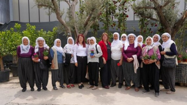 TARSUS BELEDİYESİ’NDEN ANNELER GÜNÜ ŞÖLEN