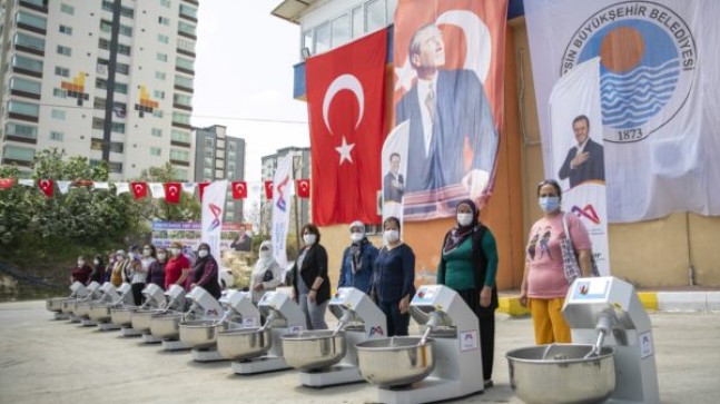 CHP’li Belediyelerden Güzel Hizmetler – MERSİN BÜYÜKŞEHİR Belediyesi Kırsal Kesim İnsanına Yeni Hizmetler Veriyor – Mersin Büyükşehir  TARSUS’ta 25 MAHALLEYE 25 HAMUR YOĞURMA MAKİNESİ Dağıttı, KADINLARIN YÜZÜ GÜLDÜ