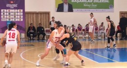 MERSİN BÜYÜKŞEHİR Belediyesi KADIN BASKETBOL Takımı PLAY-OFF’A Kaldı  KADIN BASKETBOL TAKIMI, YALOVA VİP’İ 85-76 YENDİ