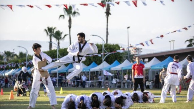 MERSİN Büyükşehir Belediyesi Gençlik ve Spor Hizmetleri Dairesi, 5 GÜN Kutlanacak 19 MAYIS Program Hazırladı