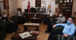 TARSUS Belediye Başkanı Dr. Haluk BOZDOĞAN; Geçireceği AMELİYAT Öncesi Başkanlık Sorumluluğuyla Tüm Birim Müdürleriyle Çok Sıkı Toplantılar Yapıyor