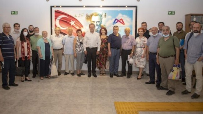 MERSİN Büyükşehir Belediye Başkanı Vahap SEÇER: “MERSİN MUTLUYSA BEN MUTLUYUM”.