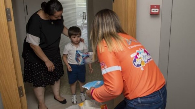 MERSİN Büyükşehir Belediyesi’nin ALO 185 TEKSİN Çağrı Merkezi 7’den 70’e Halkımızın Taleplerinin Çözüm Adresi Oldu