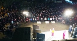 Tarsus Belediye Başkanı Dr. Haluk BOZDOĞAN’ın; 16 Gece 16 Mahallede Düzenlediği Tiyatro Akşamlarına Yoğun Katılım