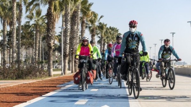 Fransız Emilie&Davy SANCHİS Çifti, Mersin’de DOWN SENDROMLU Çocuklar İçin Pedal Çevirdiler
