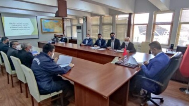 TARSUS Kaymakamı Kadir Sertel OTÇU, Sulak Alanda İzinsiz Yapılan Tarımsal Faaliyetleri Önlemeye İlişkin Toplantı Yaptı