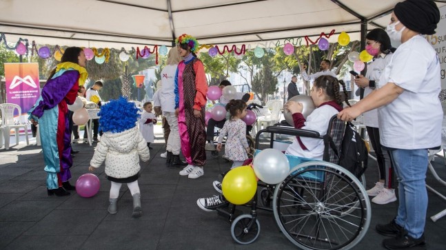 MERSİN Büyükşehir ANGELMAN SENDROMU ÇOCUKLAR ve Ailelerine Güzel Anlar Yaşatıyor