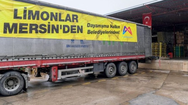 MERSİN Büyükşehir 3 İlçemizde 10 TON LİMONU Halkımıza Dağıttı