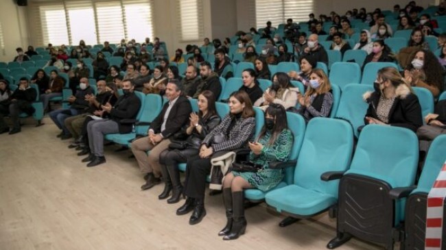 MERSİN Büyükşehir Belediyesinden TARSUS Kurs Merkezi Öğrencilerine “MOTİVASYON ETKİNLİĞİ”