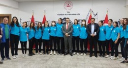 Tarsus Belediyespor Bayan Voleybol Takımı Tarsus Kaymakamı Kadir Sertel OTCU’yu Ziyaret Etti