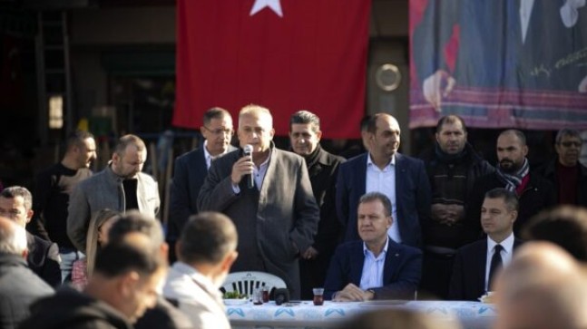 Mersin Büyükşehir Başkanı Vahap SEÇER, TARSUS’TAKİ HAL ESNAFI İLE BİR ARAYA GELDİ