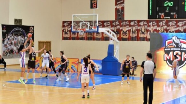 MERSİN Büyükşehir MSK KADIN BASKETBOL Takımı, ÇEŞME’Yİ 93-48 Yendi
