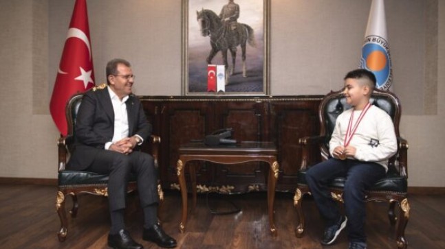 SEÇER, Matematikte Dünya 1.’si Ömer ERKEN’i Ağırladı