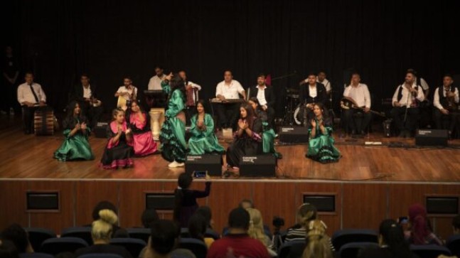 MERSİN Büyükşehir, Bedrettin GÜNDEŞ Öncülüğünde 8 Nisan’da ROMANLARI Unutmadı