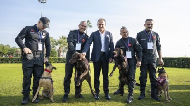 MERSİN Büyükşehir Belediyesinde ‘KÖPEKLİ ARAMA KURTARMA ÇALIŞTAYI’ Başladı