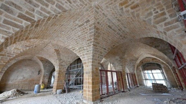 MERSİN’İN HAFIZASI TAŞ BİNA, ‘KENT MÜZESİ’NE DÖNÜŞÜYOR